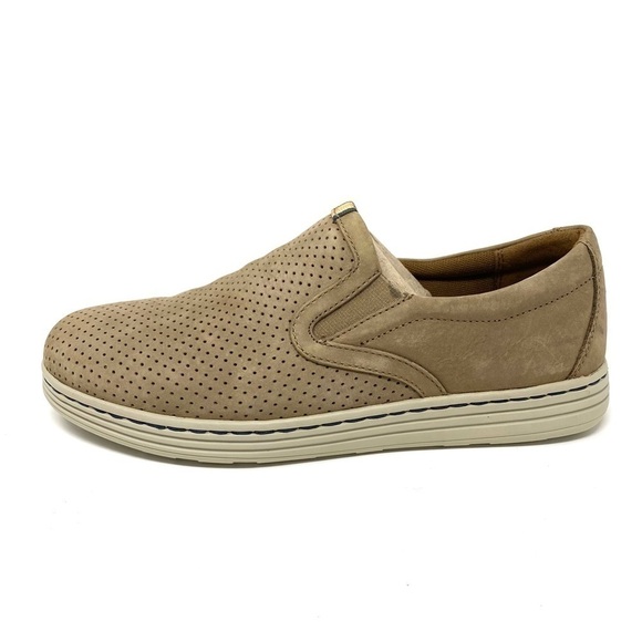 Dunham Craig Dun Taupe Nubuck Slip on Loafer - Picture 1 of 8